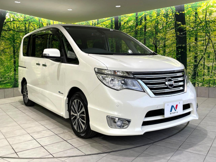 2015 Nissan Serena DAA-HFC26 (UW-6a2b78247cf64)[22]