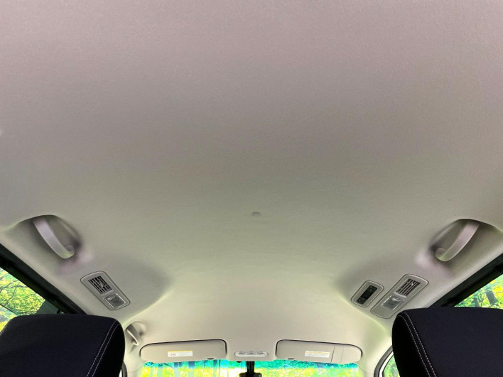 2015 Nissan Serena DAA-HFC26 (UW-6a2b78247cf64)[13]