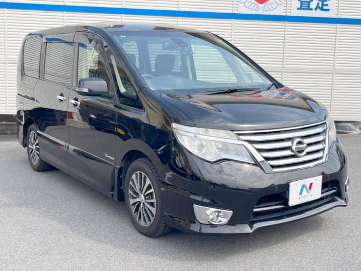 2016 Nissan Serena DAA-HFC26 (UW-6a2b78249d49a)[13]