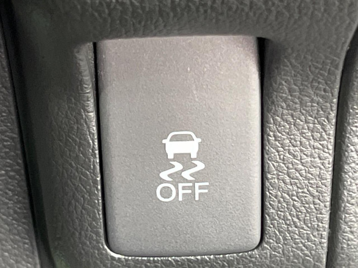 2015 Honda N-BOX DBA-JF1 (UW-6a2b7838189dd)[11]