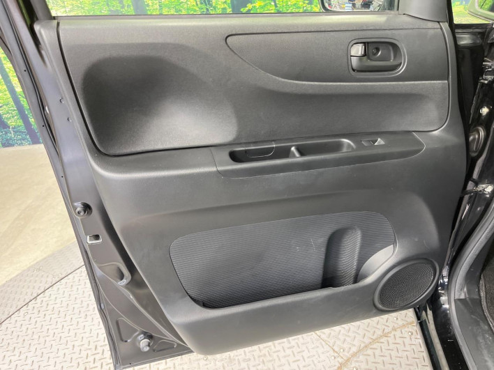 2015 Honda N-BOX DBA-JF1 (UW-6a2b7838189dd)[28]