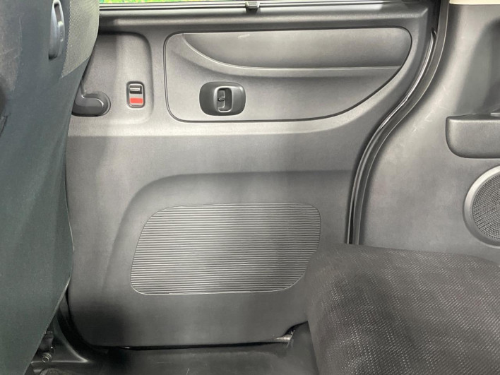 2015 Honda N-BOX DBA-JF1 (UW-6a2b7838189dd)[29]