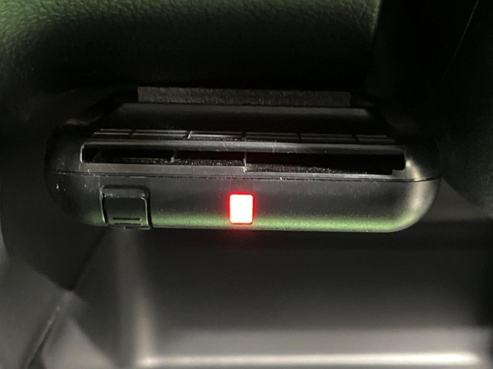 2015 Honda N-BOX CUSTOM DBA-JF1 (UW-6a2b78386922e)[17]
