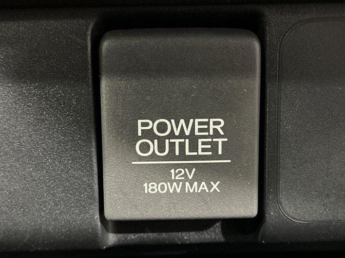 2015 Honda N-BOX CUSTOM DBA-JF1 (UW-6a2b78386922e)[23]