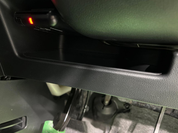 2015 Honda N-BOX CUSTOM DBA-JF1 (UW-6a2b78386922e)[18]
