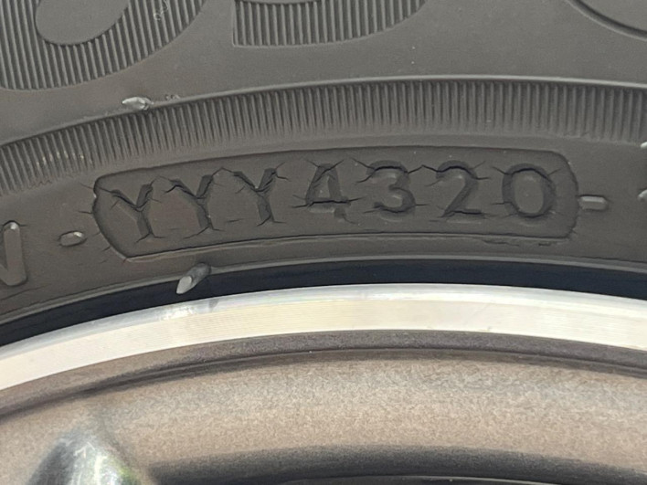 2012 Honda N-BOX CUSTOM DBA-JF1 (UW-6a2b783ac854c)[15]