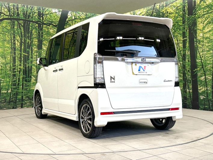 2013 Honda N-BOX CUSTOM DBA-JF1 (UW-6a2b783acd33f)[26]
