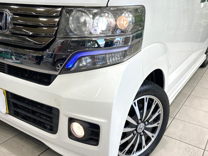 2013 Honda N-BOX CUSTOM DBA-JF1 (UW-6a2b783acd33f)[18]