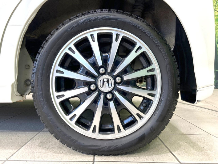 2013 Honda N-BOX CUSTOM DBA-JF1 (UW-6a2b783acd33f)[13]