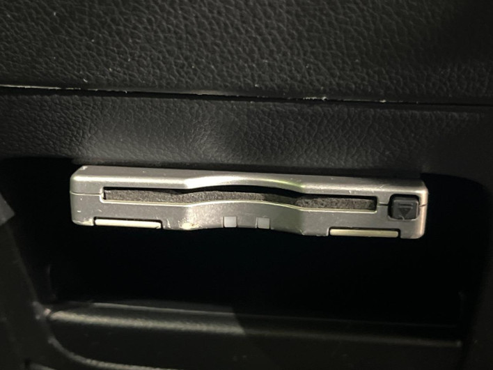 2013 Honda N-BOX CUSTOM DBA-JF1 (UW-6a2b783b02955)[22]