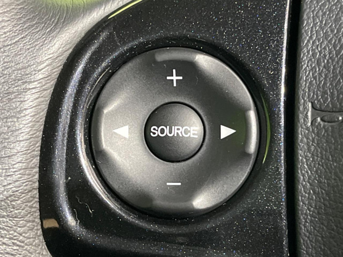 2013 Honda N-BOX CUSTOM DBA-JF1 (UW-6a2b783b02955)[24]