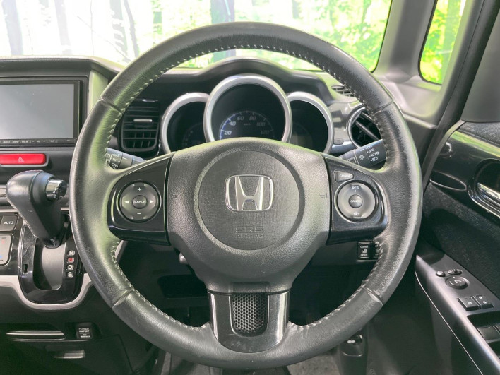 2014 Honda N-BOX CUSTOM DBA-JF1 (UW-6a2b783ba513d)[29]