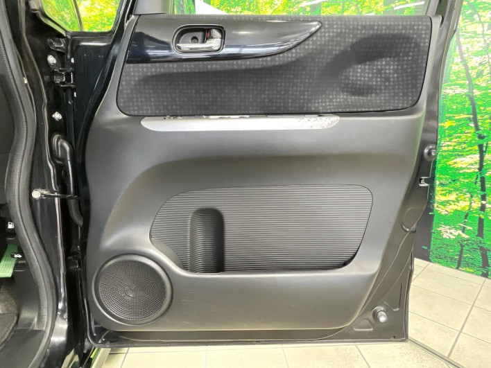 2015 Honda N-BOX CUSTOM DBA-JF1 (UW-6a2b783d7f14f)[20]