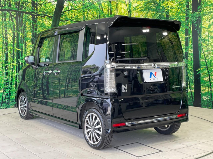 2015 Honda N-BOX CUSTOM DBA-JF1 (UW-6a2b783d7f14f)[7]
