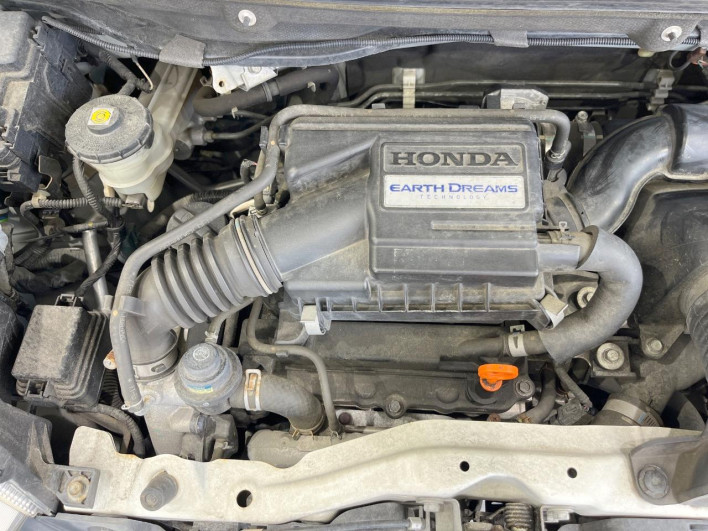 2017 Honda N-BOX CUSTOM DBA-JF1 (UW-6a2b783e313ec)[15]