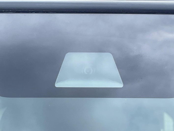 2017 Honda N-BOX CUSTOM DBA-JF3 (UW-6a2b78402c9ae)[4]