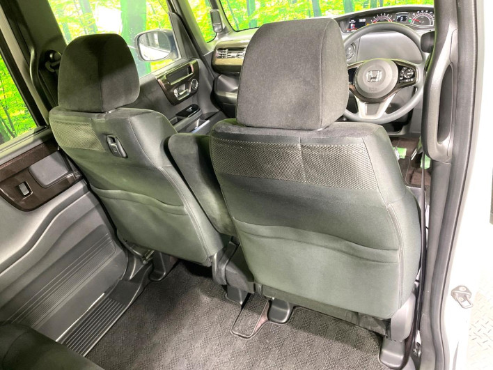 2018 Honda N-BOX CUSTOM DBA-JF3 (UW-6a2b7840b0ae2)[17]