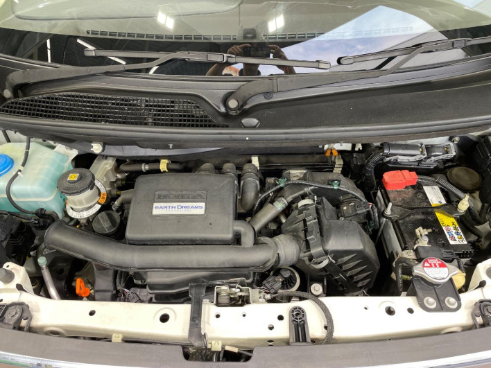 2018 Honda N-BOX DBA-JF3 (UW-6a2b7841182cc)[14]