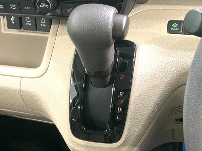 2020 Honda N-BOX 6BA-JF3 (UW-6a2b784465e42)[22]