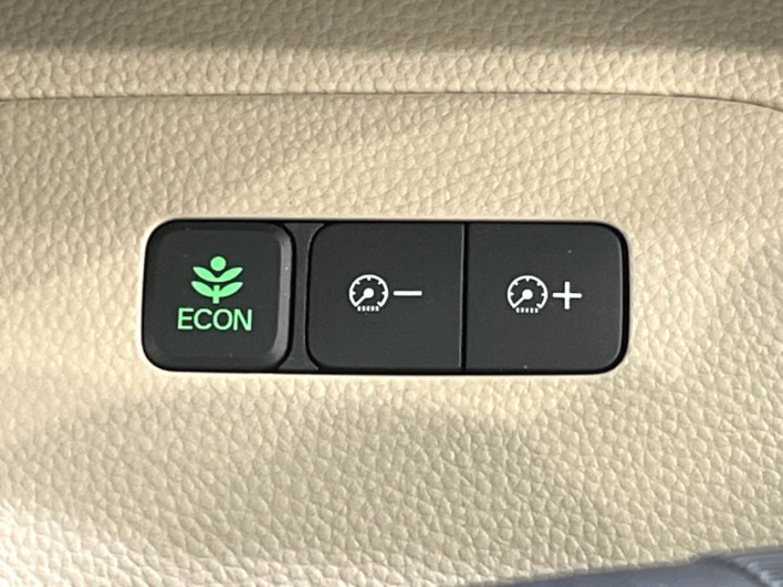 2020 Honda N-BOX 6BA-JF3 (UW-6a2b784465e42)[23]