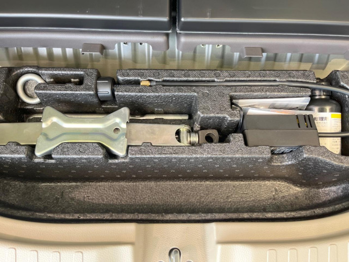 2020 Honda N-BOX 6BA-JF3 (UW-6a2b784488af7)[29]