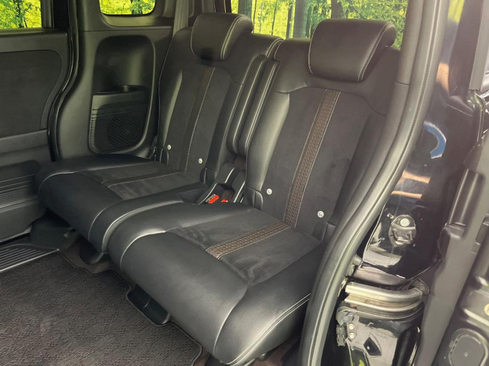 2018 Honda N-BOX CUSTOM DBA-JF3 (UW-6a2b78476ed28)[27]