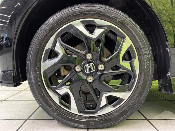 2018 Honda N-BOX CUSTOM DBA-JF3 (UW-6a2b78476ed28)[12]