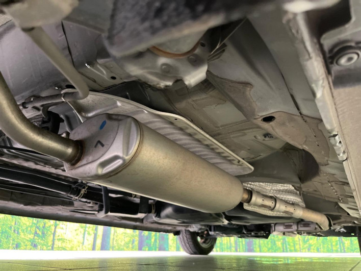 2018 Honda N-BOX CUSTOM DBA-JF3 (UW-6a2b78476ed28)[21]