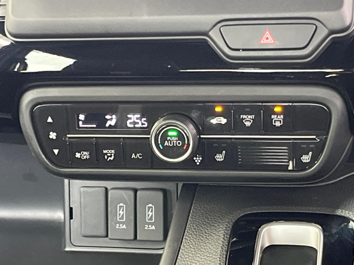 2021 Honda N-BOX CUSTOM 6BA-JF3 (UW-6a2b784a4514c)[25]