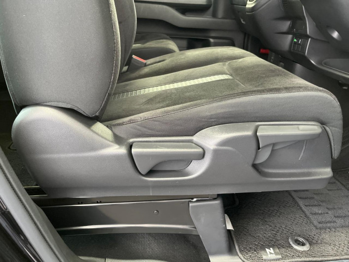 2021 Honda N-BOX CUSTOM 6BA-JF3 (UW-6a2b784a4514c)[11]