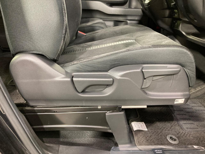 2023 Honda N-BOX CUSTOM 6BA-JF3 (UW-6a2b784eb8fc9)[24]