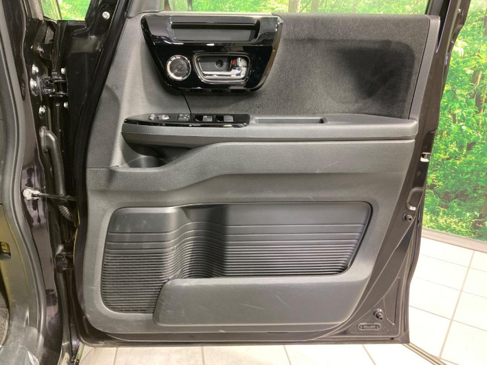 2023 Honda N-BOX CUSTOM 6BA-JF3 (UW-6a2b784eb8fc9)[22]