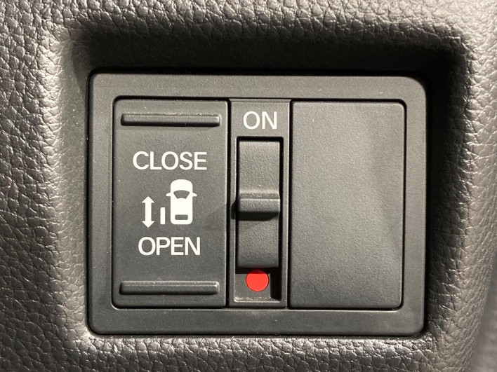 2023 Honda N-BOX CUSTOM 6BA-JF3 (UW-6a2b784eb8fc9)[25]