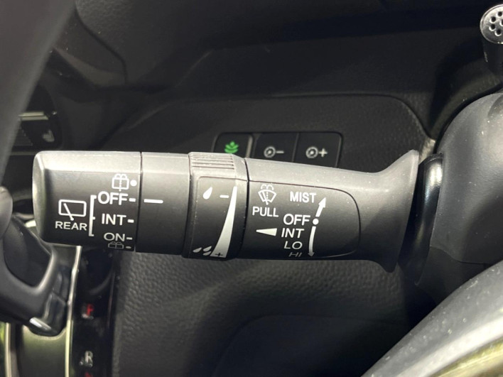 2018 Honda N-BOX CUSTOM DBA-JF4 (UW-6a2b784f13d68)[20]