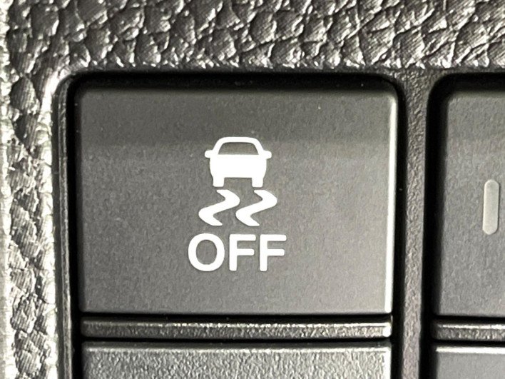 2018 Honda N-BOX CUSTOM DBA-JF4 (UW-6a2b784f13d68)[28]