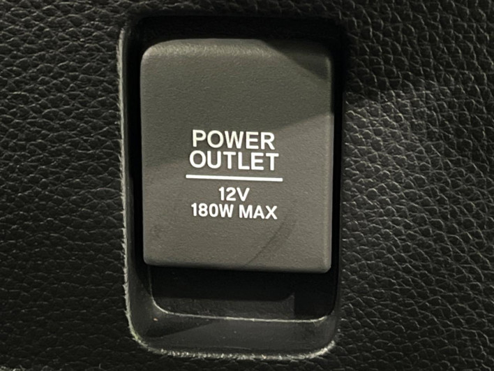 2018 Honda N-BOX CUSTOM DBA-JF4 (UW-6a2b784f13d68)[24]