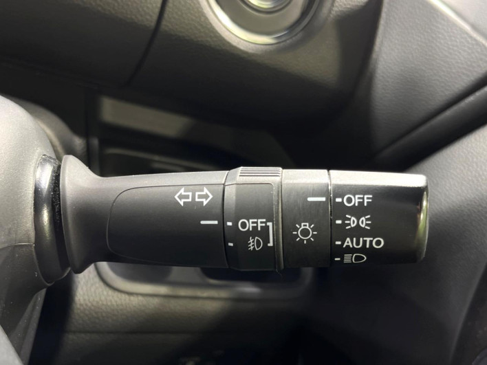 2018 Honda N-BOX CUSTOM DBA-JF4 (UW-6a2b784f13d68)[21]