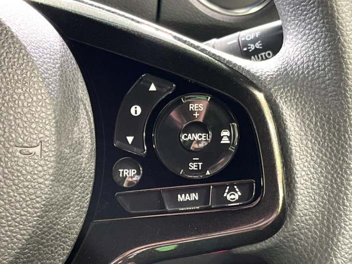 2018 Honda N-BOX CUSTOM DBA-JF4 (UW-6a2b784f13d68)[23]