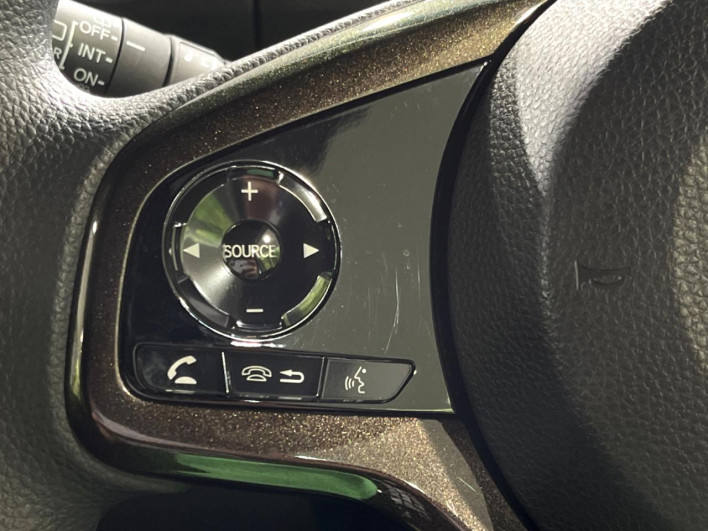 2018 Honda N-BOX CUSTOM DBA-JF4 (UW-6a2b784f13d68)[22]
