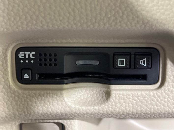 2018 Honda N-BOX DBA-JF4 (UW-6a2b784f1ce71)[18]