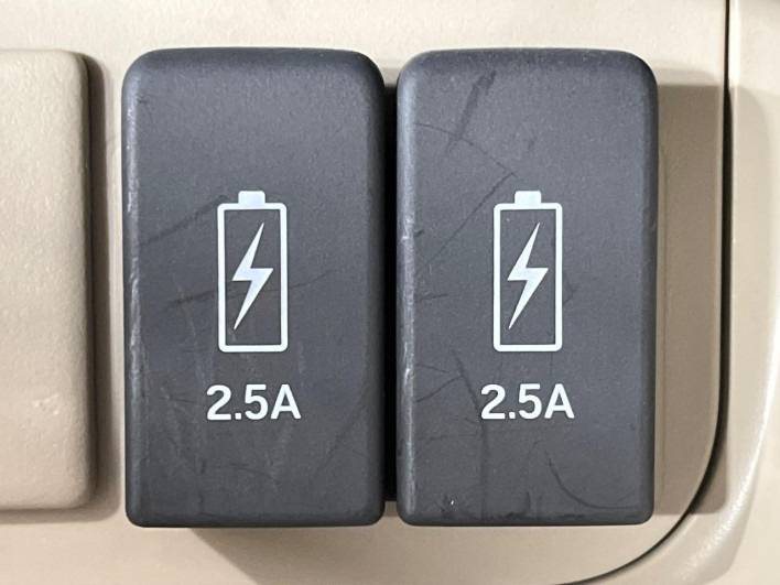 2018 Honda N-BOX DBA-JF4 (UW-6a2b784f1ce71)[22]