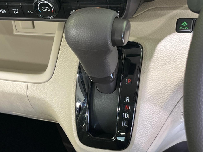 2020 Honda N-BOX 6BA-JF4 (UW-6a2b78515b329)[14]