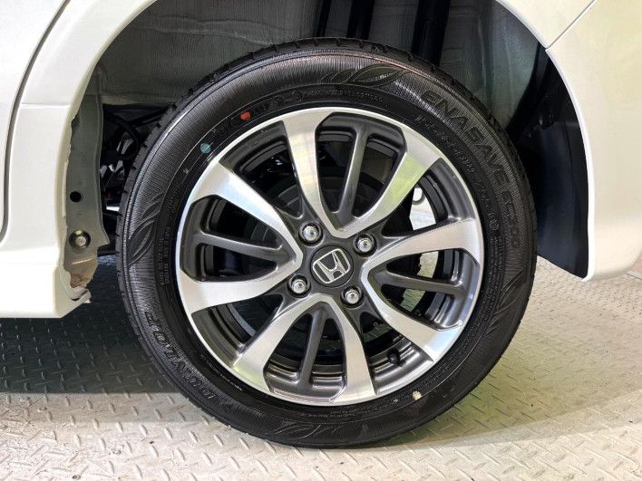 2026 Honda N-BOX CUSTOM 6BA-JF5 (UW-6a2b78590241b)[27]
