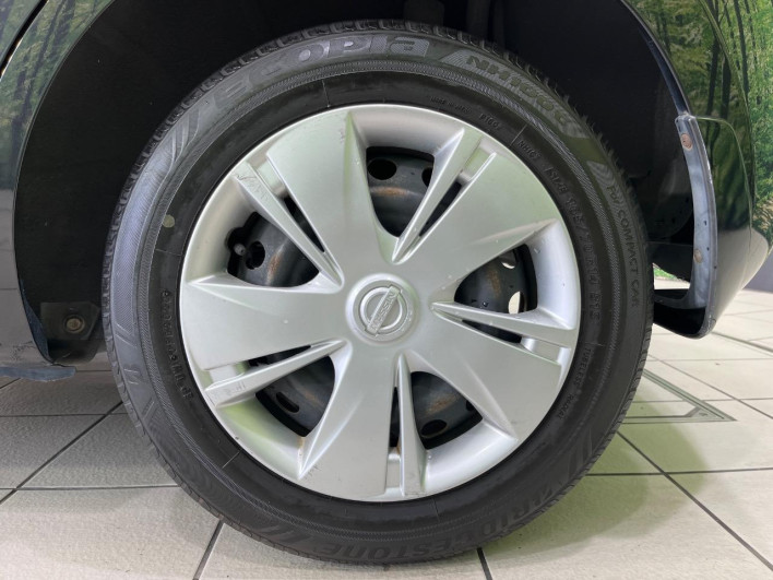 2017 Nissan March DBA-K13 (UW-6a2b78654a0c5)[8]