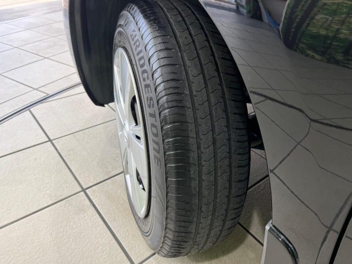 2017 Nissan March DBA-K13 (UW-6a2b78654a0c5)[10]