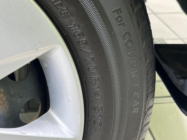 2017 Nissan March DBA-K13 (UW-6a2b78654a0c5)[9]