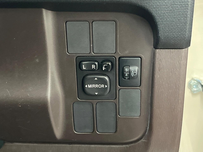 2013 Toyota Passo DBA-KGC30 (UW-6a2b786fdac5e)[22]