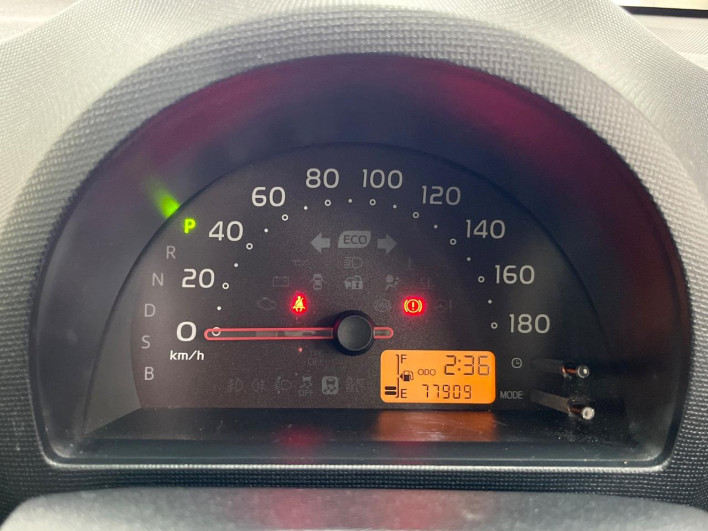2013 Toyota Passo DBA-KGC30 (UW-6a2b786fdac5e)[11]