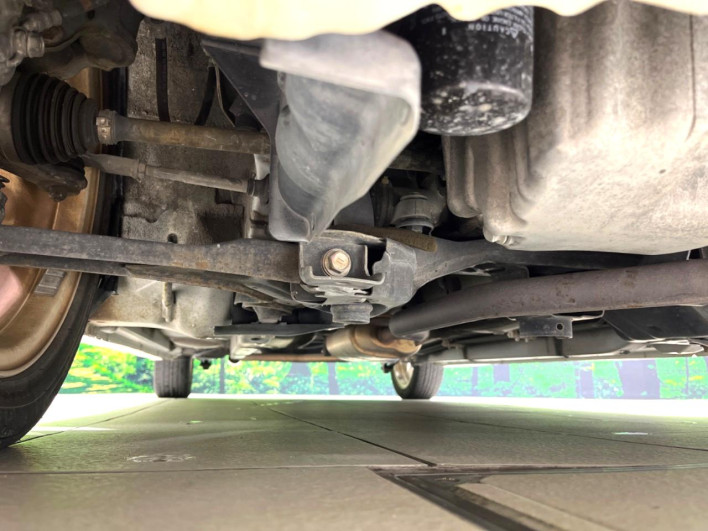 2013 Daihatsu Mira Cocoa DBA-L675S (UW-6a2b787713530)[15]