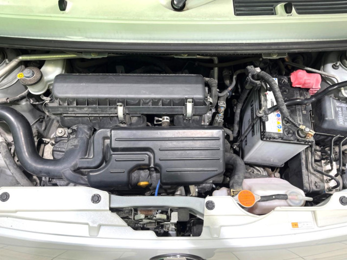 2013 Daihatsu Mira Cocoa DBA-L675S (UW-6a2b787713530)[4]